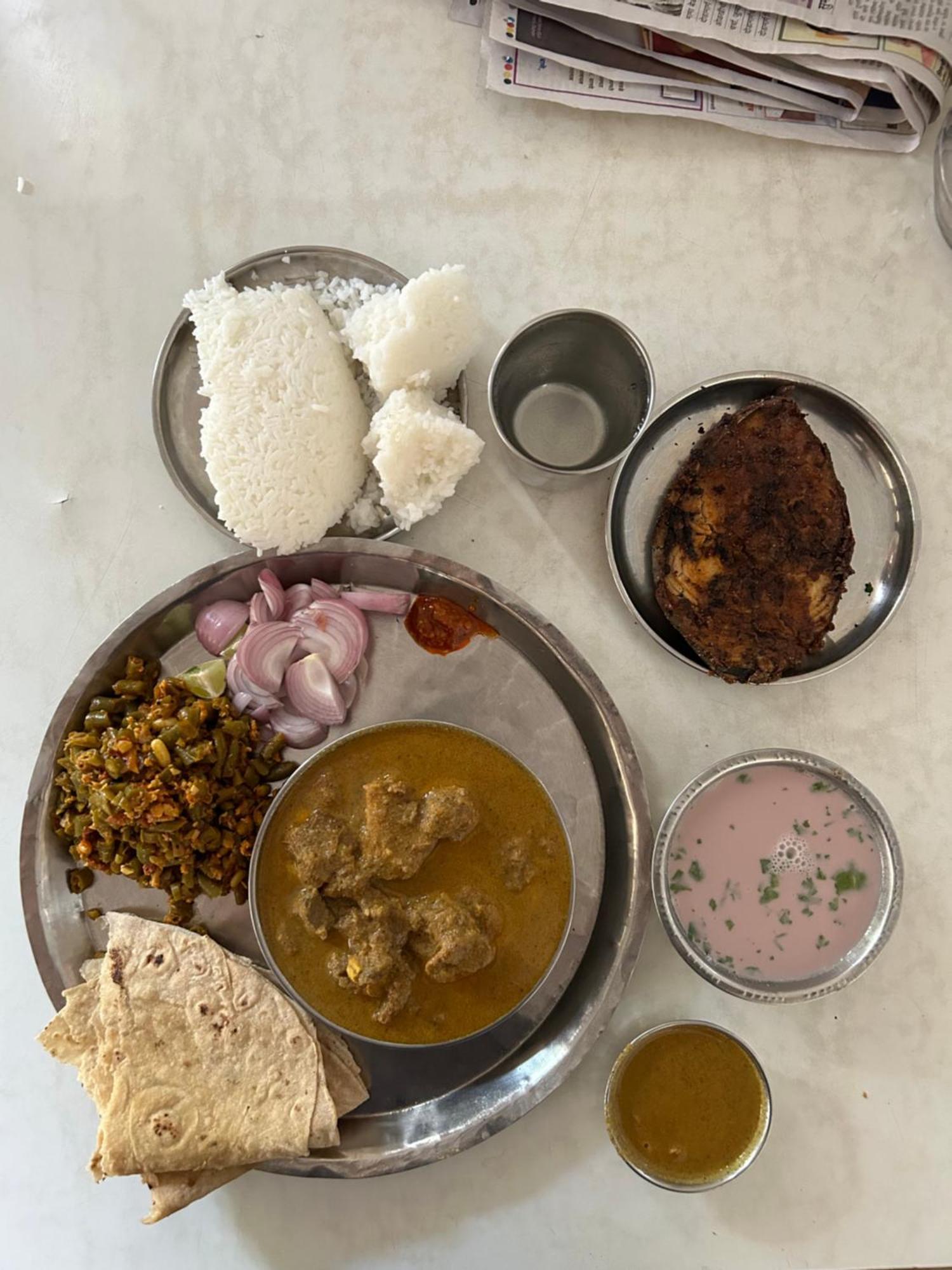 Hotel Aaba'S Gomantak Sawantwadi エクステリア 写真