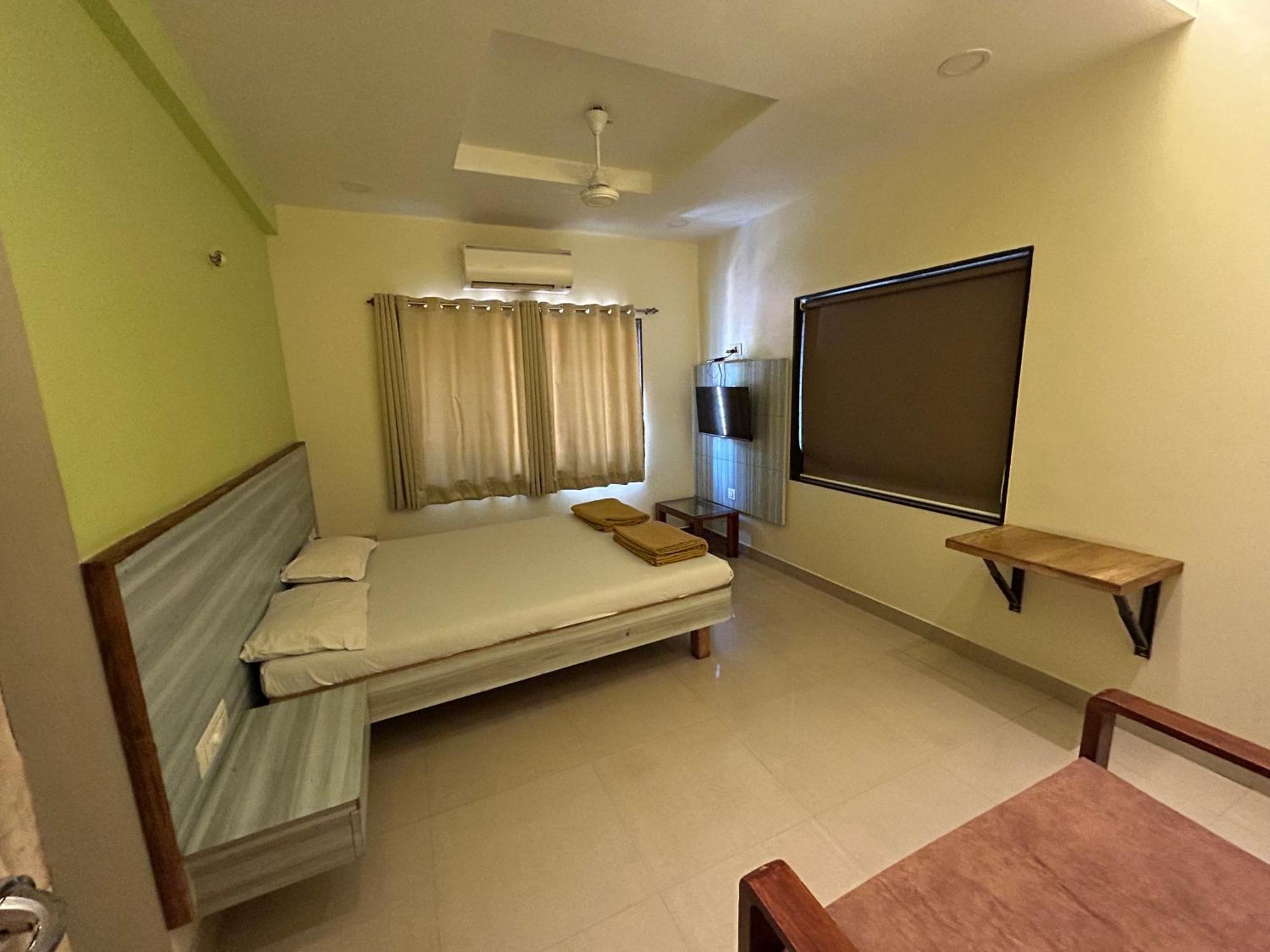 Hotel Aaba'S Gomantak Sawantwadi エクステリア 写真
