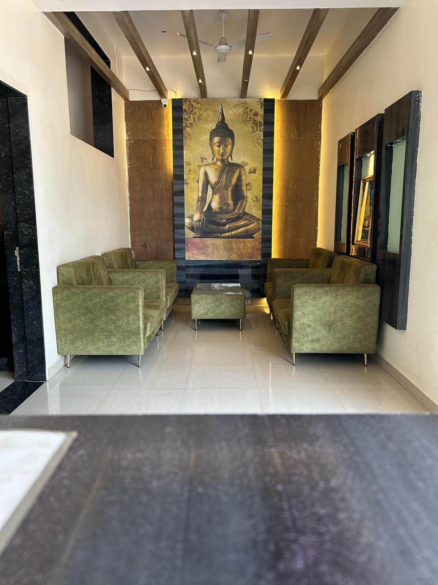 Hotel Aaba'S Gomantak Sawantwadi エクステリア 写真